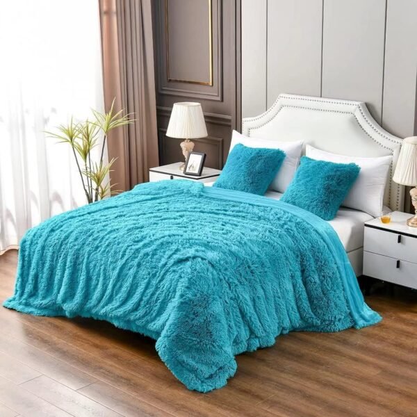 Big, Plush, and Warm : A…